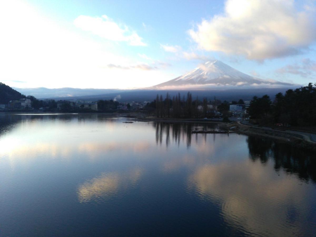 旅館富士ハイツ 富士河口湖町 エクステリア 写真